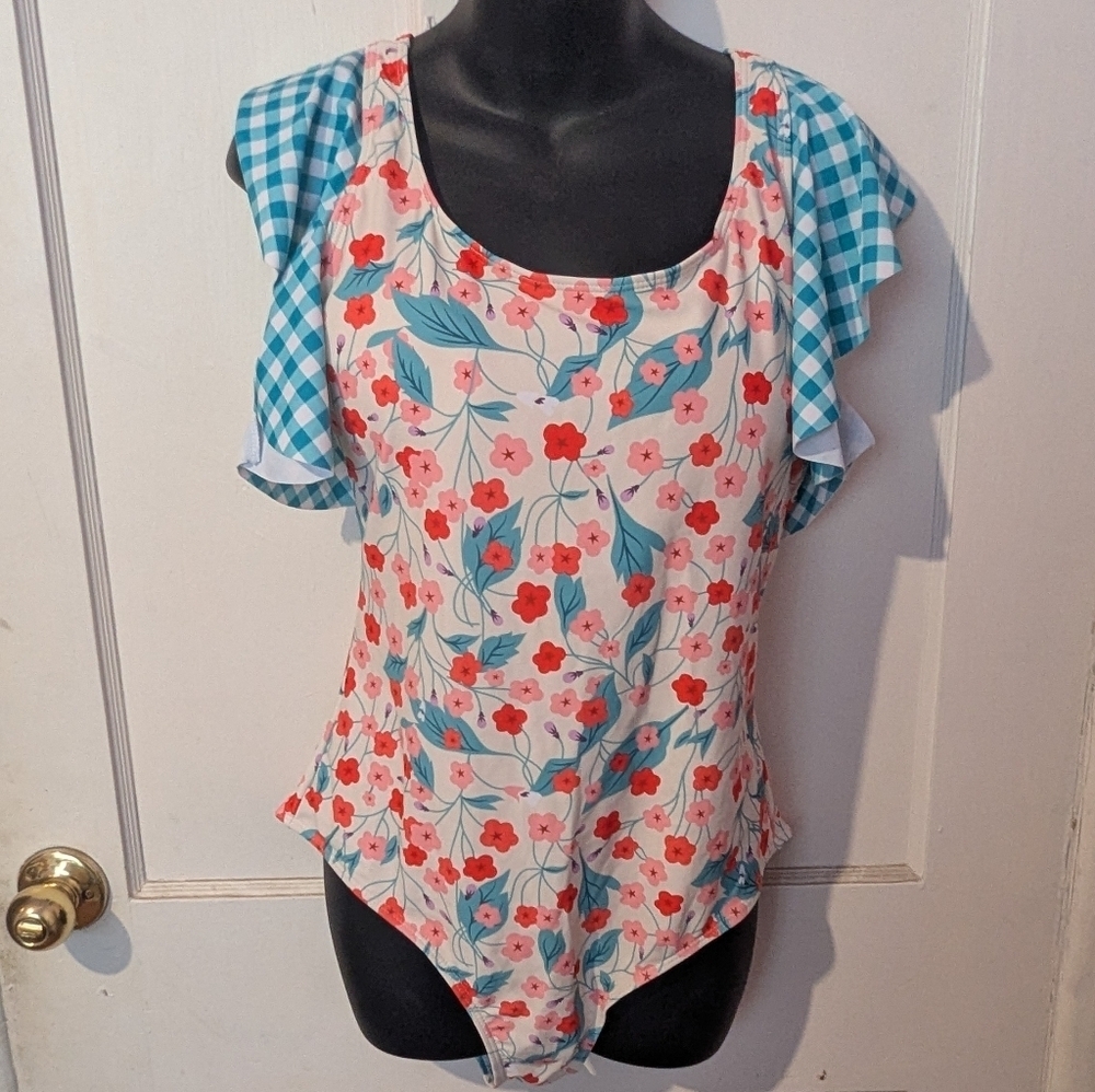 Sold marie Nicole Floral and Gingham Ruffle Women's Top